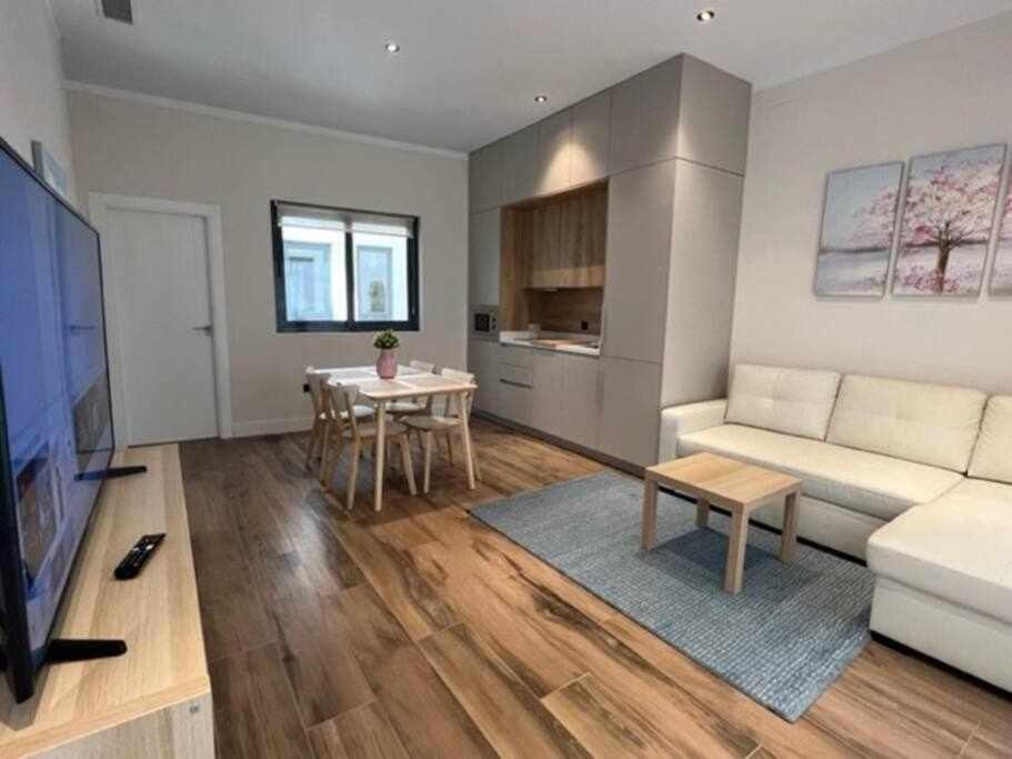Deluxe Twobedroom Apartment Seville Downtown Экстерьер фото