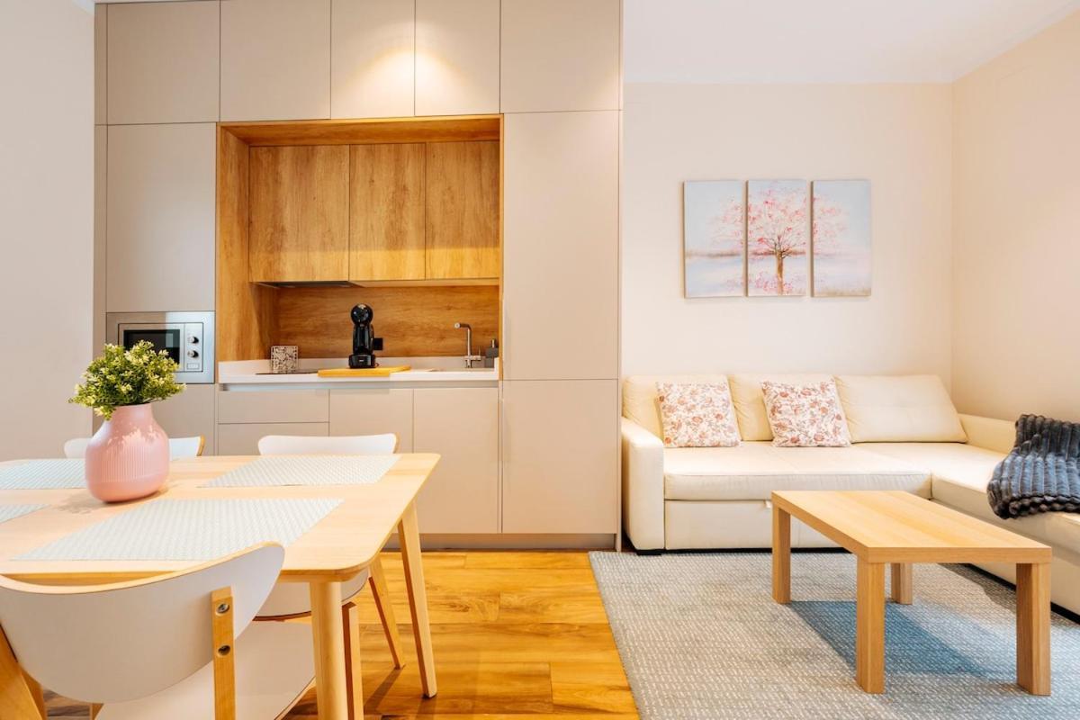 Deluxe Twobedroom Apartment Seville Downtown Экстерьер фото
